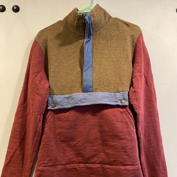 L.L. Bean Signature Colorblock Half-Zip with Front Pocket - Picture 1 of 4